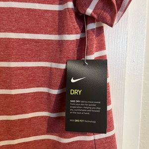 Nike Women’s Golf Shirt - New with tags!